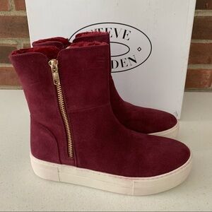 Steve Madden Garrson maroon suede platform boots